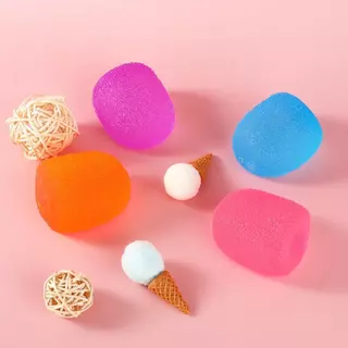 สกุชชี่ ICE BALL ลูกบอลน้ำแข็งรูปลูกอมมอลต์ แช่เย็นก่อนเล่น นุ่มยืดหยุ่นคืนรูปช้า ทนบีบ คลายเครียดระบายอารมณ์