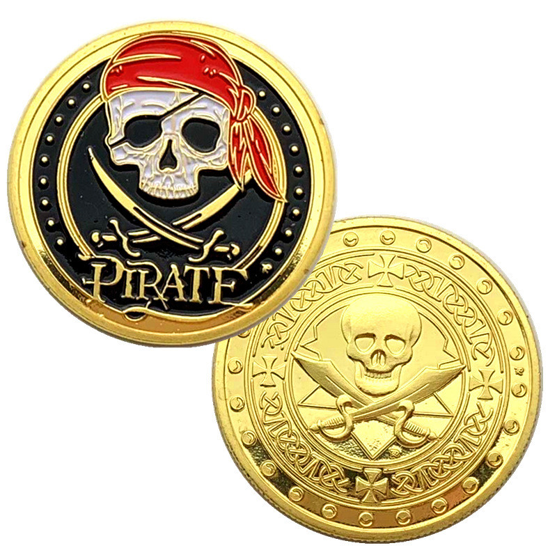 ฝรั่งเศส Pirates of the Caribbean Skull Gold-Plated Medal 32mm One-Handed Play Gold เหรียญเรือโจรสลั