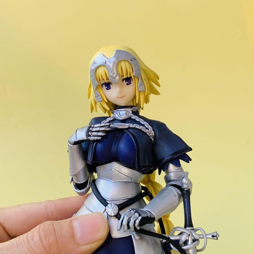 เวอร์ชั่นญี่ปุ่นสินค้าจํานวนมาก Fate Series White Joan of Arc Static Model Desktop Decorative Model 