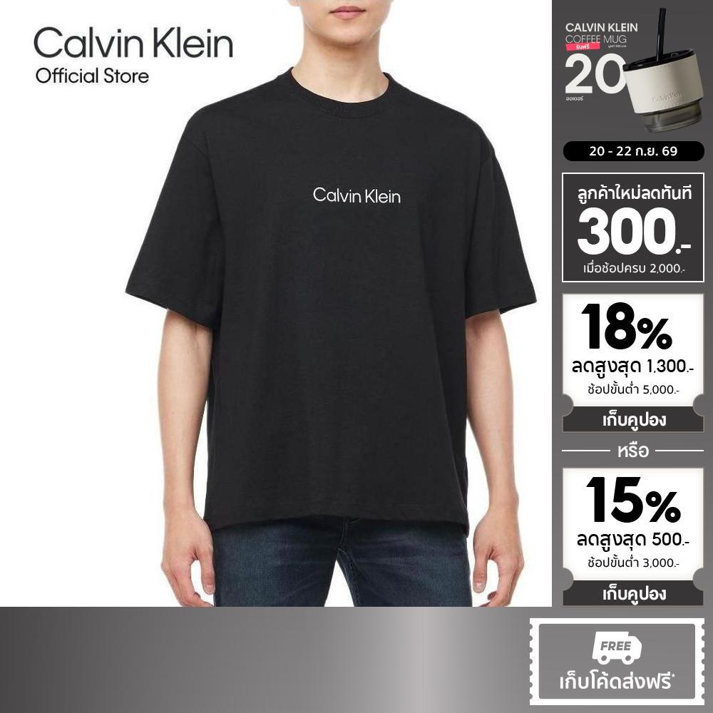 CALVIN KLEIN เสื้อยืดคอกลมแขนสั้นผู้ชาย Standard Logo ทรง Relaxed รุ่น 40HM228 UB1 - สีดำ รูปที่ 1