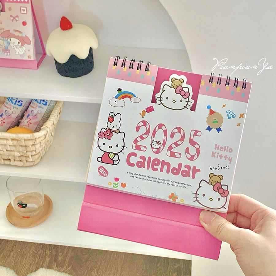 ปฏิทิน 2026 Cute Crayon Shin-Chan Hello Kitty Calendar Calendar Graffiti Printed Merlotte Calendar 2