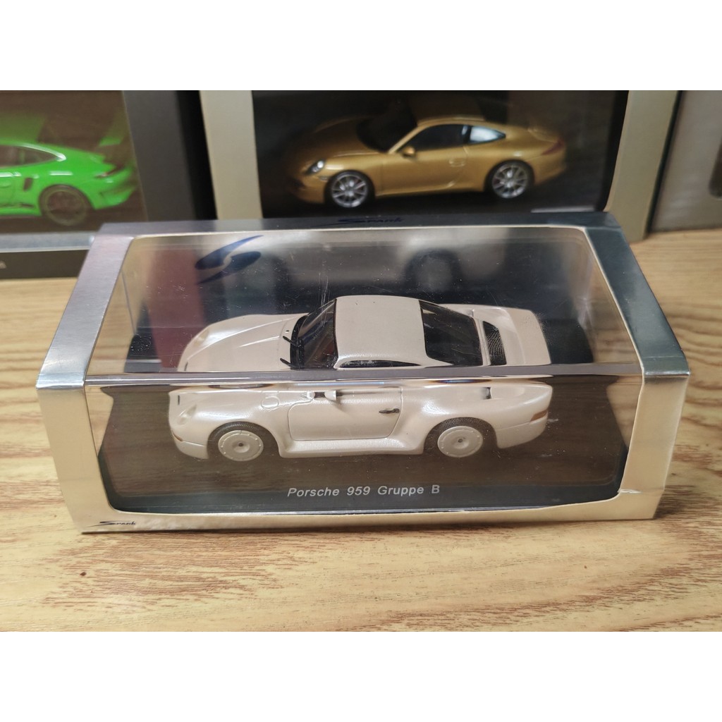 Spark 1/43 รถเรซิ่นรุ่น Porsche Porsche 959 Gruppe B 1983 Studies Car Design by Porsche ต้นแบบ ลาเตอ