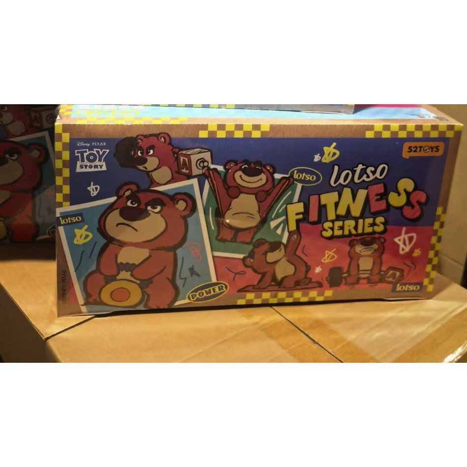 8 ชิ้น 52TOYS lotso Strawberry Bear Fitness Series Blind Box R1UX