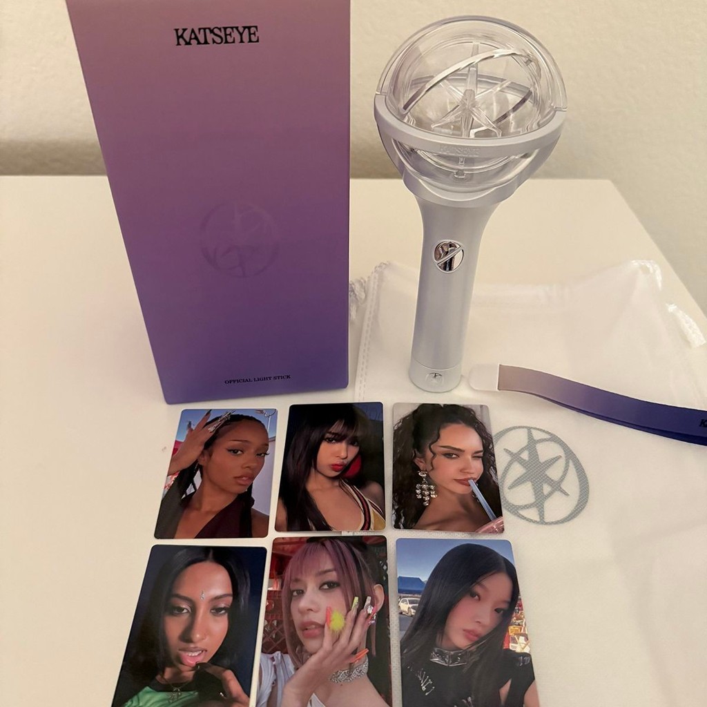 KATSEYE รองรับแสง สินค้าการ์ดแท่งไฟ Photocard