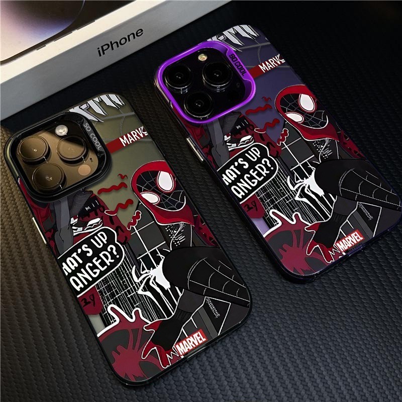 สีแดงสีดําสีจับคู่ Spider Web Elements City Jumping Action สไตล์การ์ตูนสร้างสรรค์กันกระแทกโทรศัพท์มื