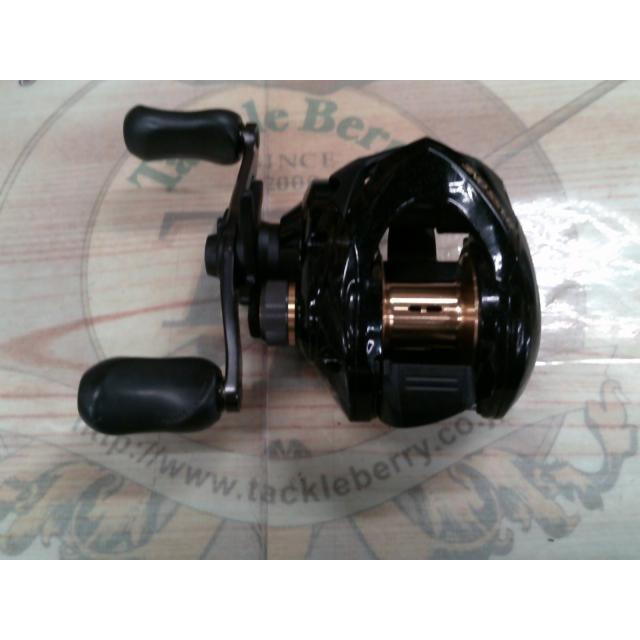 17 Bus One XT 151 - Imported Fishing Reel from Japan