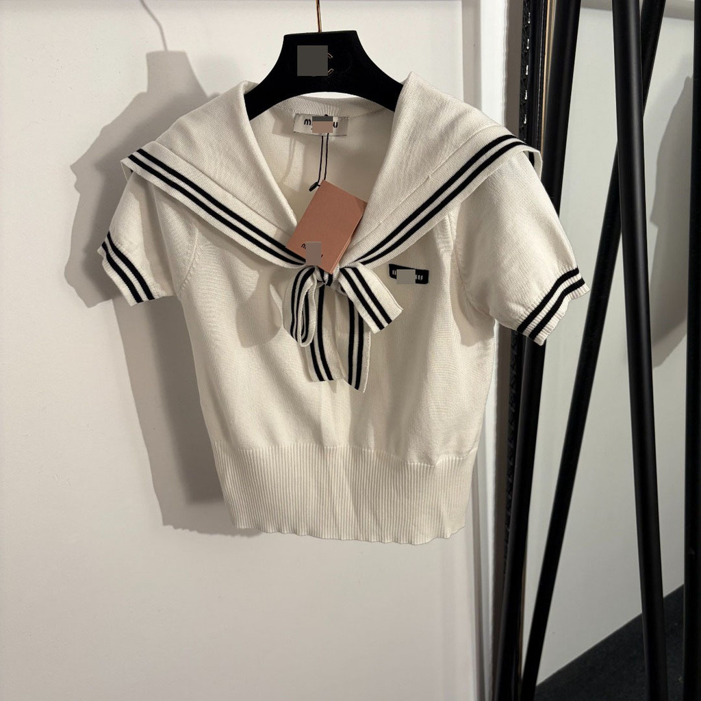 VXUS Mi ** iu น่ารักเรียบง่ายสไตล์ Preppy สีกรมท่าคอปกแขนสั้นเสื้อกันหนาวด้านบน