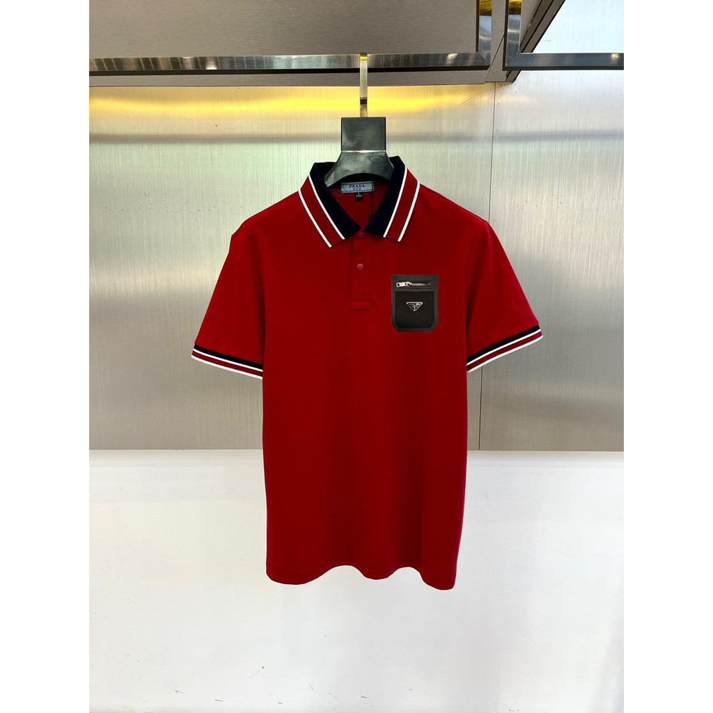 Prada/Prada 2026 คลาสสิกรอบคอแขนสั้นเสื้อยืดผู้ชายผู้หญิงสไตล์ Slim-Fit Slimmer ดูอารมณ์สไตล์ใหม่ Or