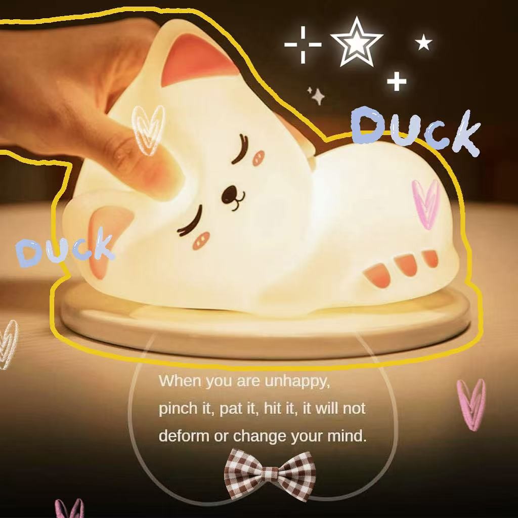 【จัดส่งฟรี】แมว โคมไฟตั้งโต๊ะ โคมไฟกลางคืน Led ซิลิโคนนิ่ม ชาร์จ USB รูปสัตว์ สัมผัสบรรยากาศ สําหรับตกแต่งห้องนอนเด็ก