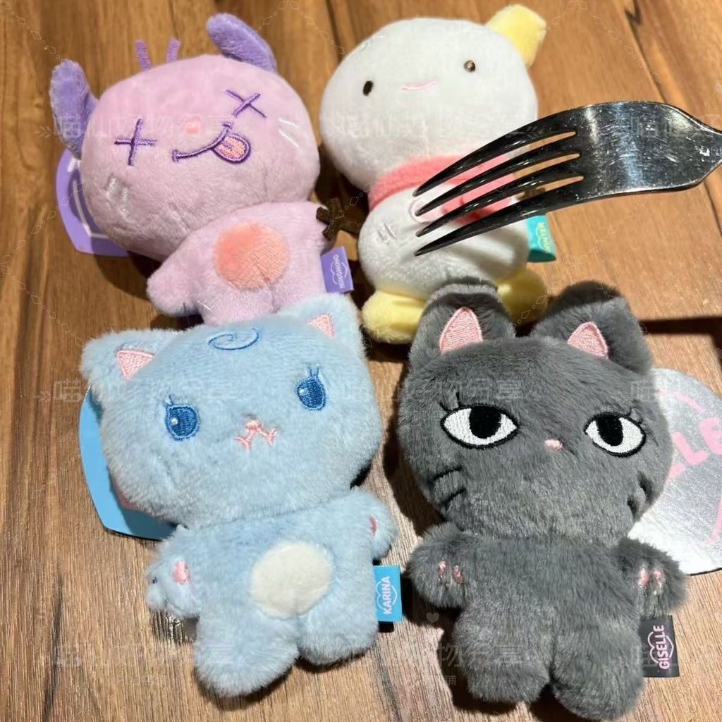 เหมาะสําหรับ AESPA AESPA Liu Zhimin Jin Minting ตุ๊กตาตุ๊กตาผ้าฝ้ายตุ๊กตาพวงกุญแจกระเป๋าเป้สะพายหลัง