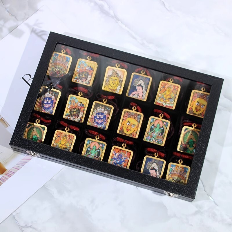 HOT DEAL Thangka Storage Box Zakilam Amulet Collection Display Box with Lid Antidust Pendant Necklac