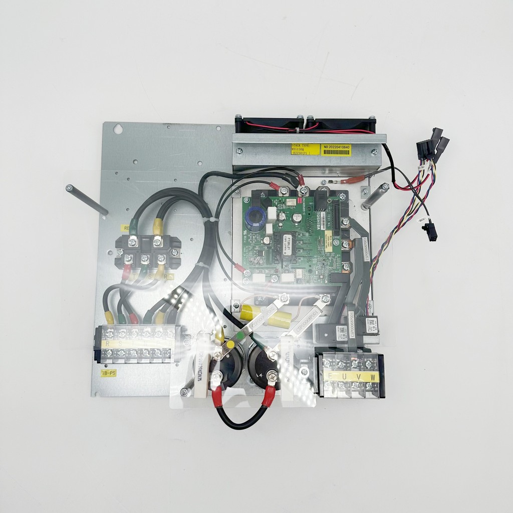 เหมาะสําหรับโตชิบาลิฟต์ CV600CV620 อินเวอร์เตอร์อินเวอร์เตอร์โตชิบาทั้งชุด Toshiba MIG150Q จัดส่งฟรี