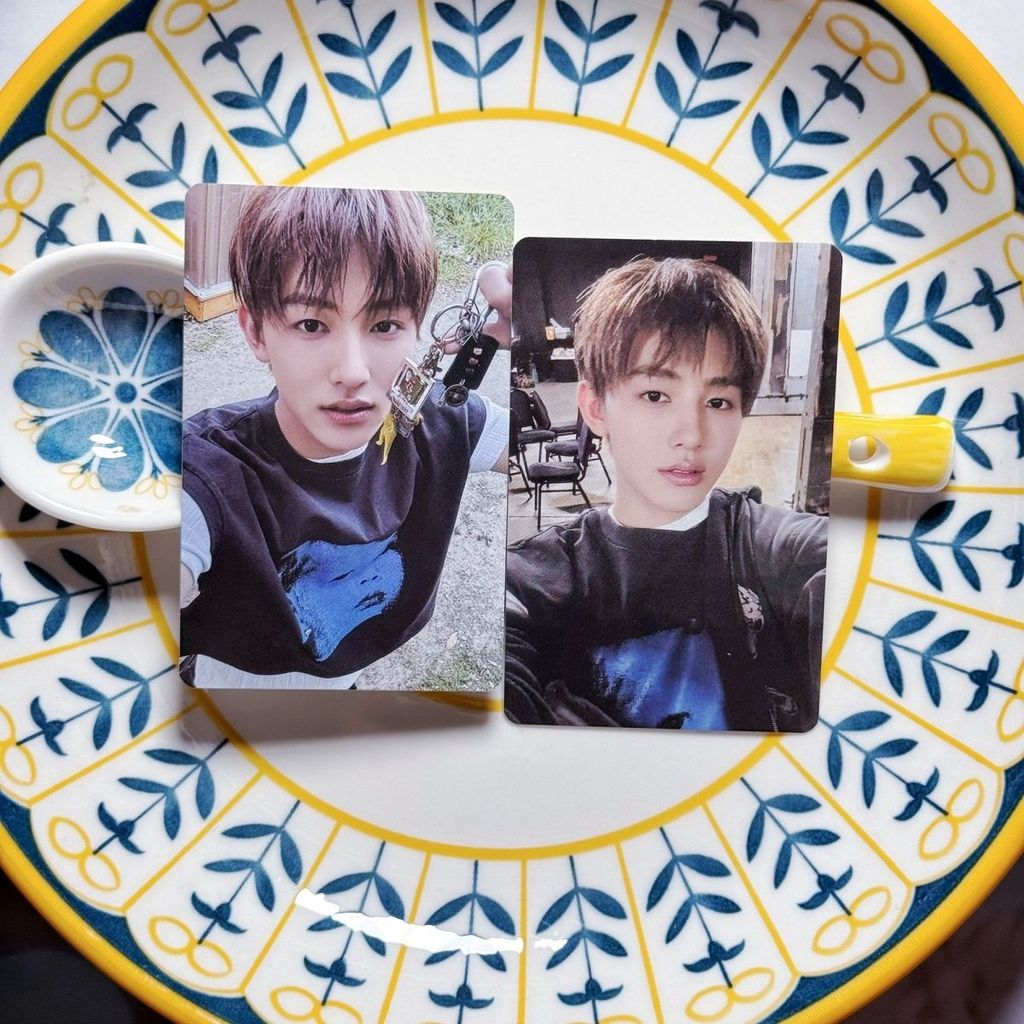 Cortis Set Son Yan Cheng Hyun Two อัลบั้มอิเล็กทรอนิกส์ Hyun อัลบั้มอิเล็กทรอนิกส์ b รุ่น Yan Cheng 