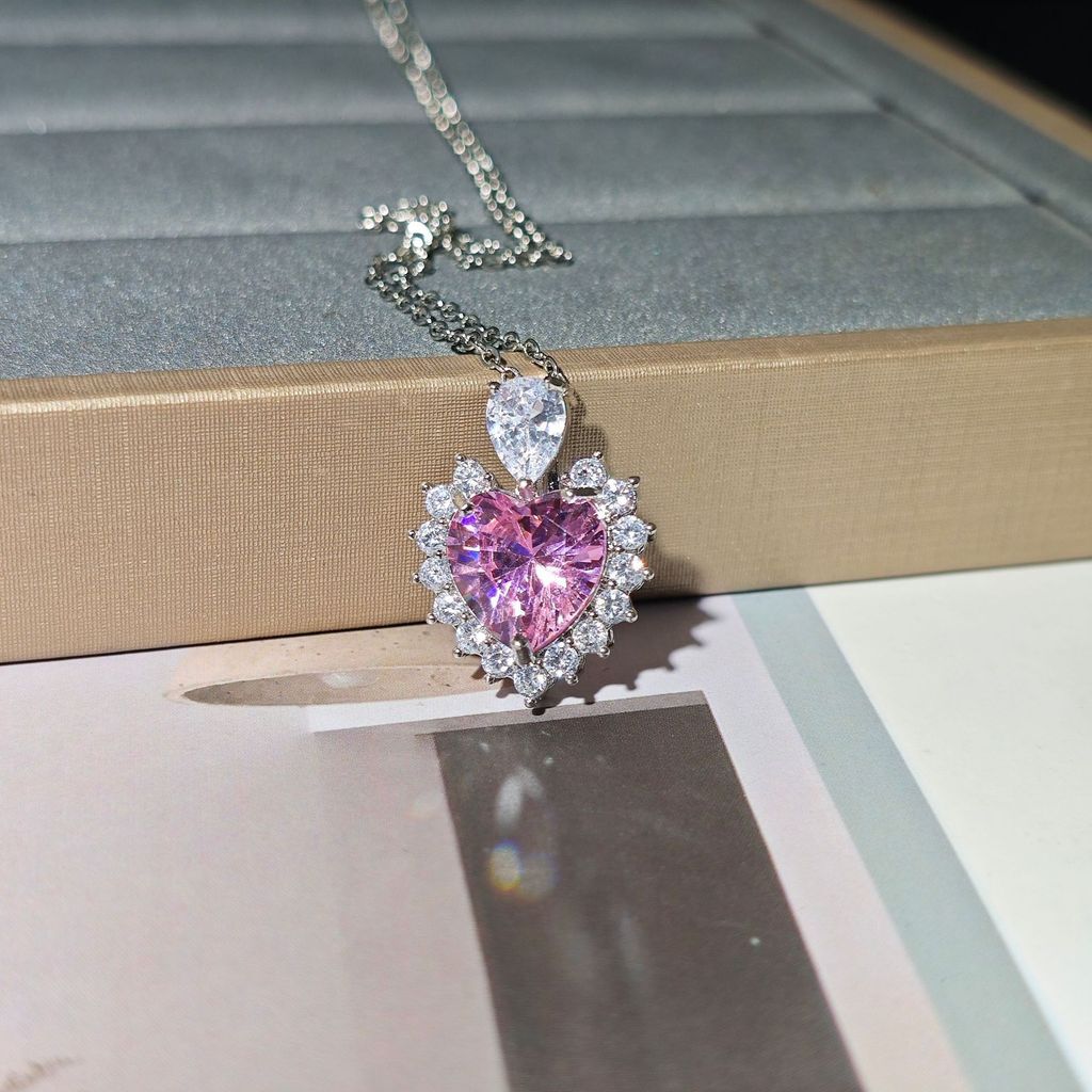 Ebay เครื่องประดับสไตล์ใหม่ Simple Pink Diamond Heart-Shaped Zircon สร้อยคอผู้หญิงน่ารัก All-Match ส