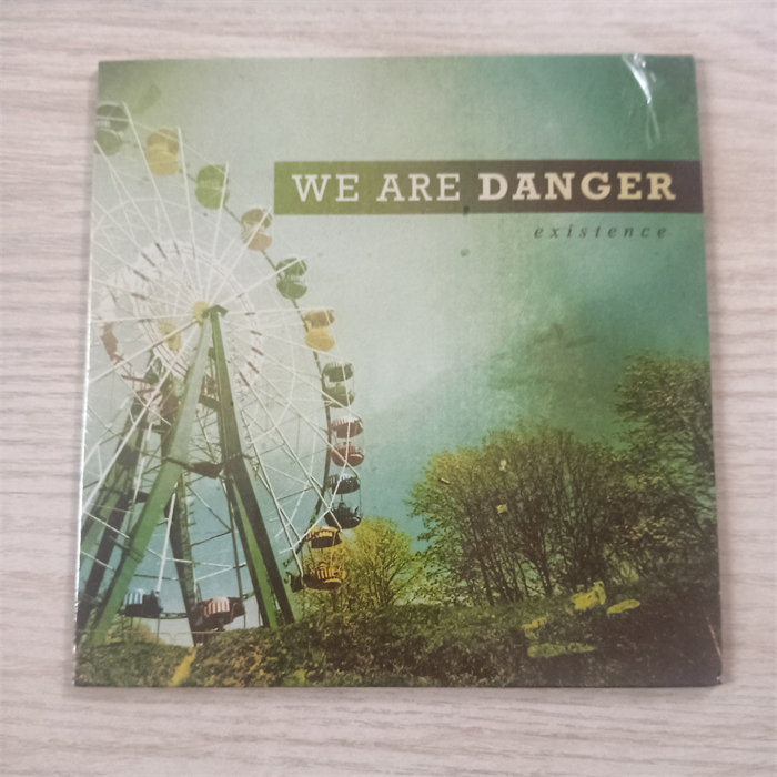 (ใหม่เอี่ยม ) B8222 WE ARE DANGER resence xiahuo