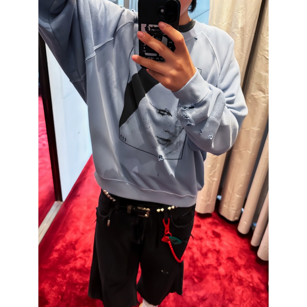 XGSA ERD * GRJKD Face Graffiti American Punk Raglan Sleeve Sweatshirt High Street Wear อินเทรนด์หลวม