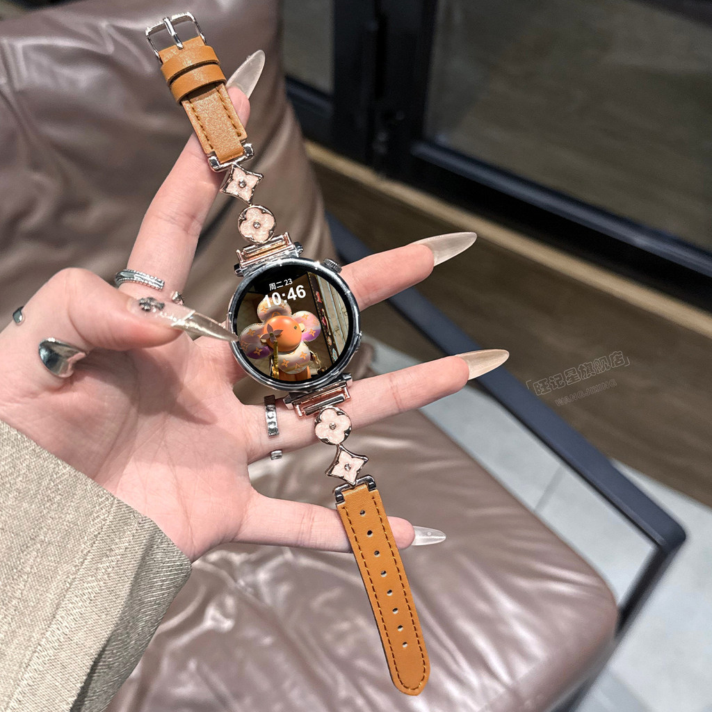 [ดอกไม้สี่ใบ] เหมาะสําหรับสายรัด Huawei GT7 WATCH6 Watch 6Pro สายรัดข้อมือหนังใหม่ gt7pro สมาร์ทกีฬา