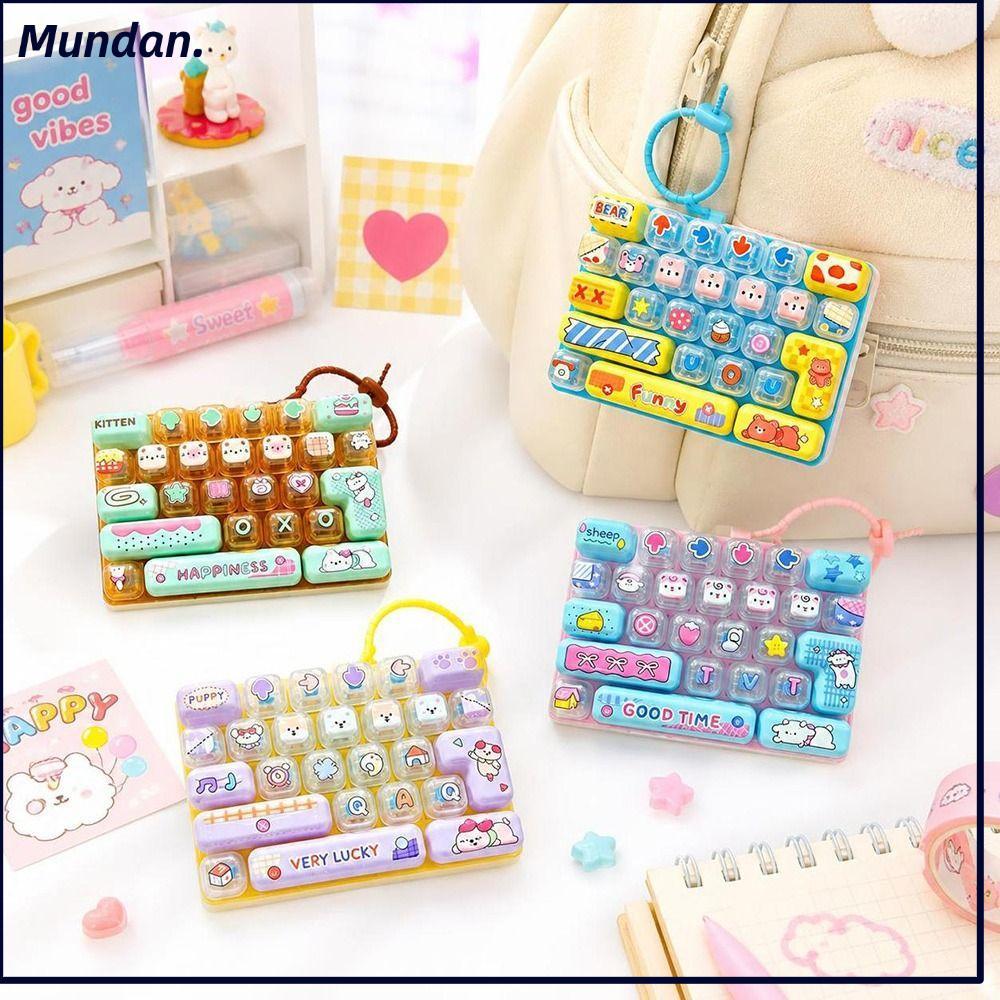MUNDAN Mechanical Keyboard Toy, 26 Keys Hanging Stress Relief Fidget Toy, Creative Transparent Toy K