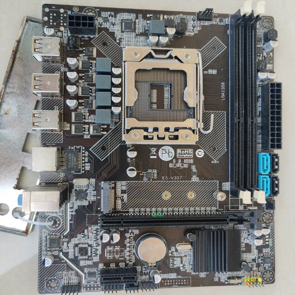[มือที่สอง] E5-V307 รองรับเมนบอร์ด 1356-Pin/DDR3/X79 พร้อม M.2
