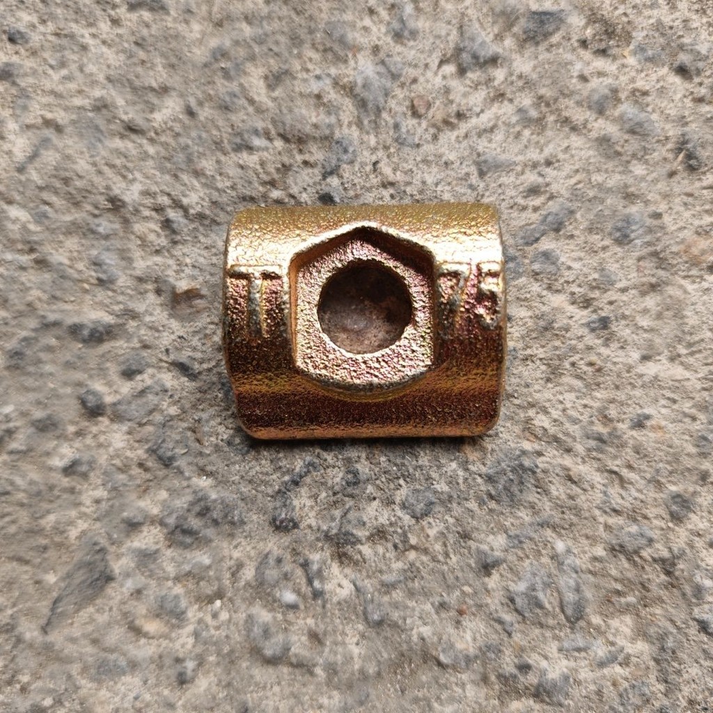 T75 Elevator Guide Rail Pressure Guide Plate Elevator Pressure Code Elevator Accessories T75 Pressur