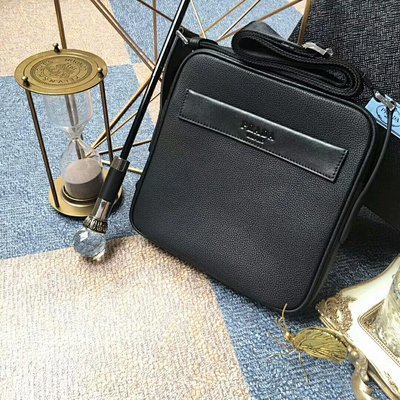 PRADA PRADA กระเป๋าสะพาย/กระเป๋าสะพายข้าง