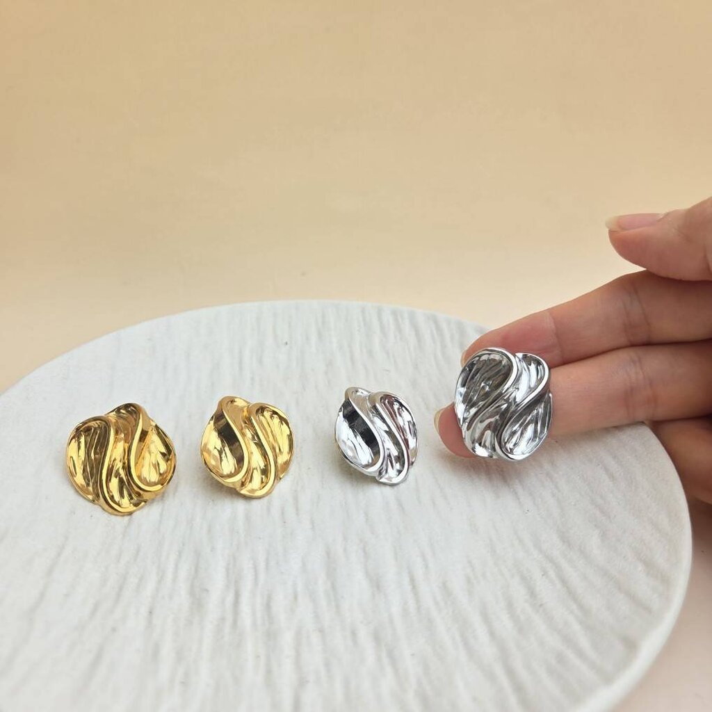 WELRY.acc พร้อมส่ง ต่างหูรุ่น Serein
