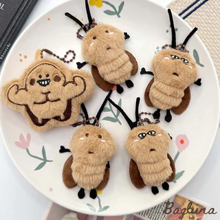 🎁(พร้อมส่ง)พวงกุญแจตุ๊กตาผ้ากำมะหยี่รูปแมลงสาบน่ารัก พวงกุญแจห้อยกระเป๋าเป้สำหรับนักเรียน อุปกรณ์เสริม