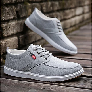 รองเท้าผ้าใบผู้ชาย รองเท้าลำลองแบบผูกเชือก ใส่สบาย กันลื่น Sneakers Men Shoes ไซส์ 39-45