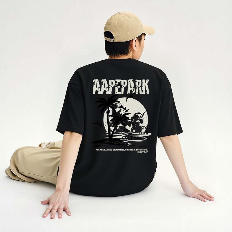 AAPE อีกครั้ง เสื้อยืดแขนสั้นผ้าฝ้ายแท้สําหรับผู้ชายและผู้หญิงเสื้อเชิ้ตฐานส่วนบุคคลพิมพ์ลายสไตล์ฮ่อ