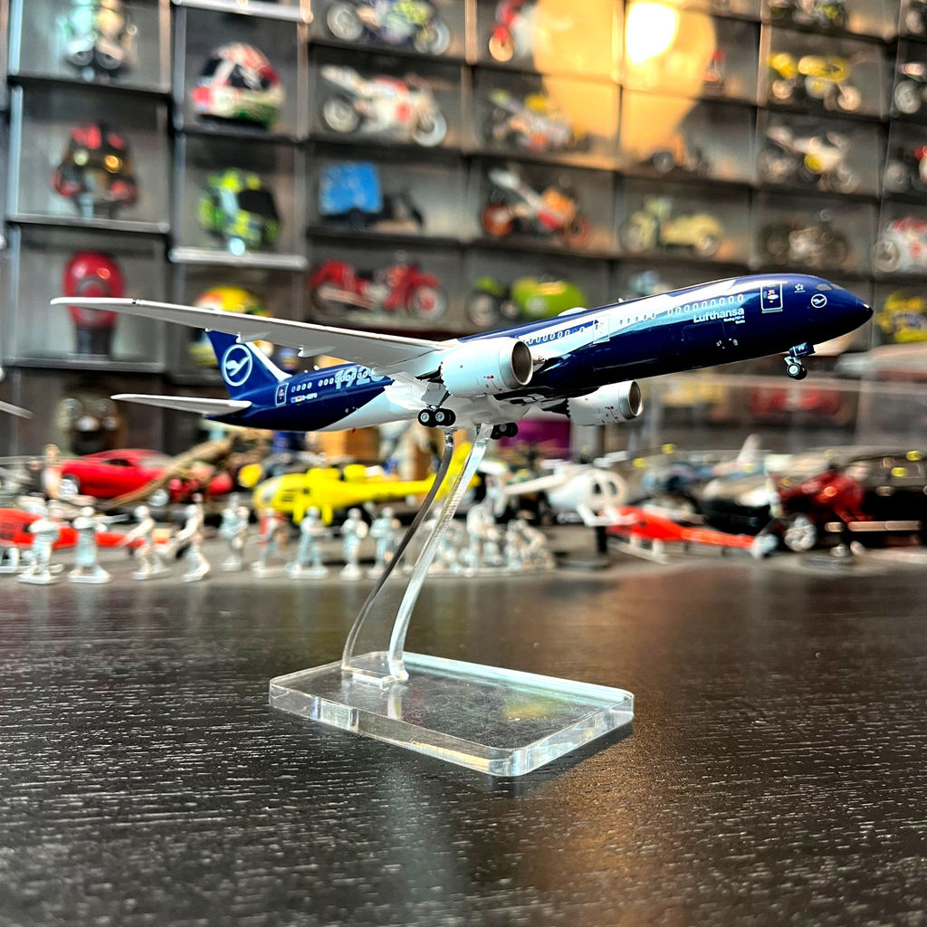NG1: 400 Scale Alloy Airplane Hensa Airlines Boeing 787-9DREAMLINER เครื่องบินโดยสารผลิตภัณฑ์สําเร็จ