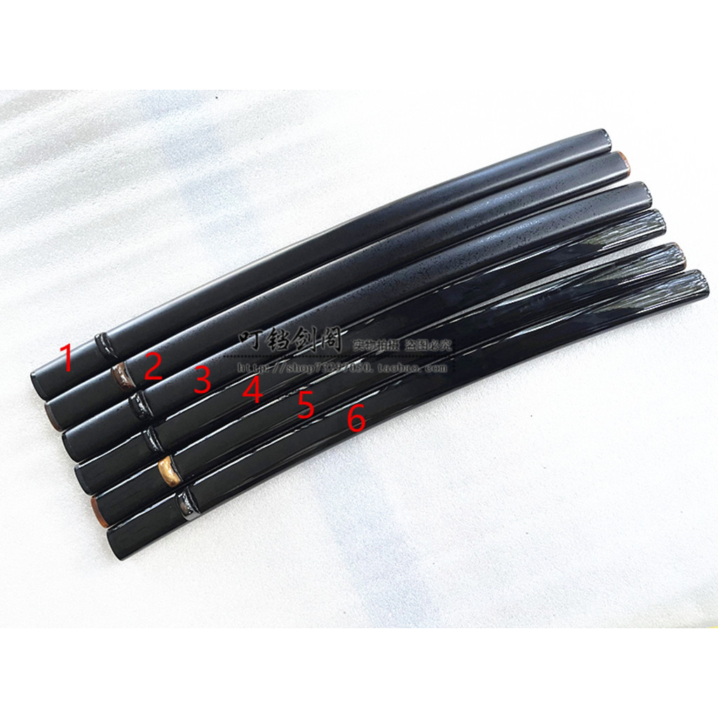 87 ซม. Bright Sheath สเปรย์ Dot Sheath บาง Horn Sheath Samurai ดาบ-ตีเลียนแบบไม้เธอ