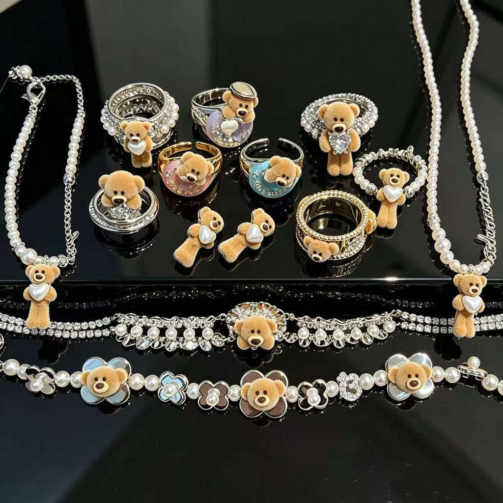 [Miaom] French Light Luxury Smart All-Match Pearl Flocking Bear Necklace Chain Classy Ring Necklace