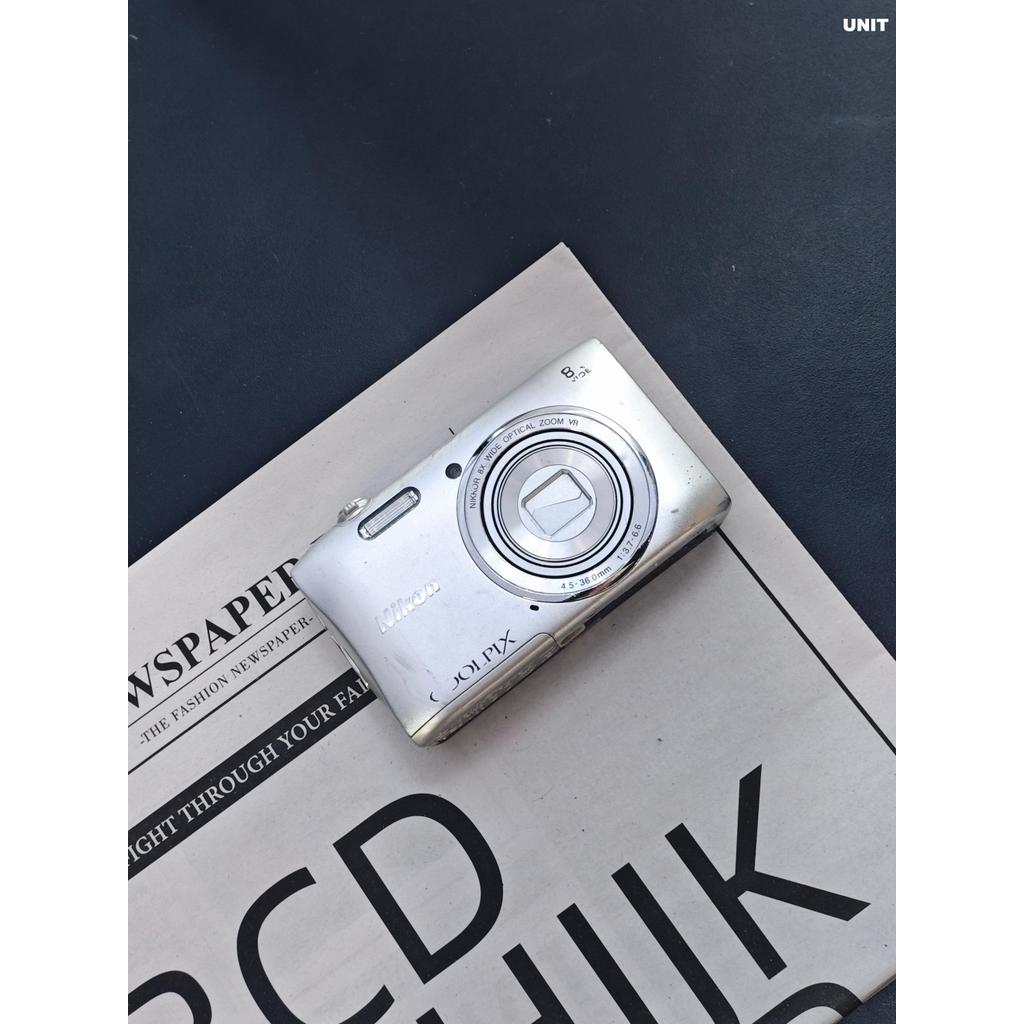 Used Nikon Coolpix S3600 silver Digital Camera [No charger] #20000471**READ** (มือสอง)