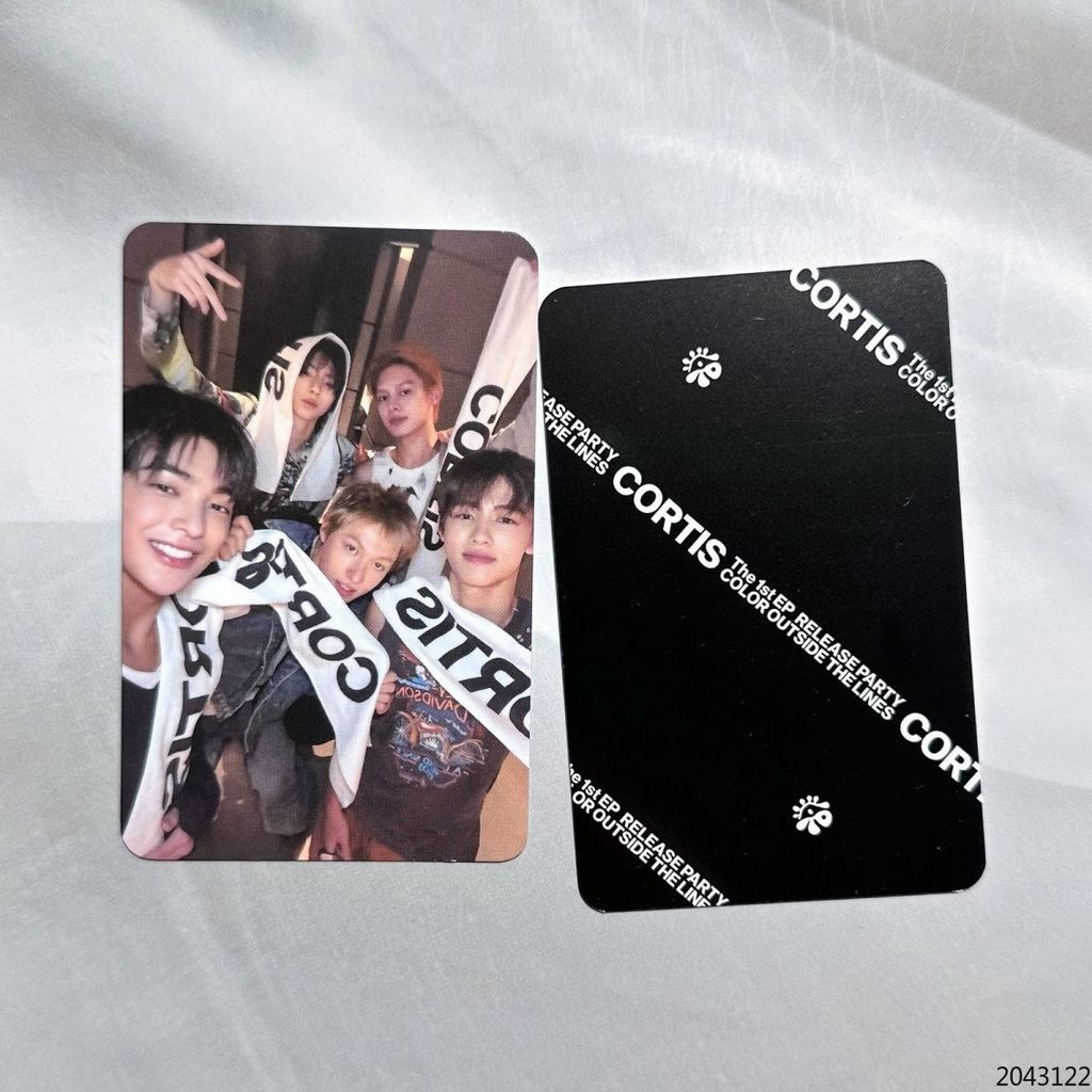 Cortis New Boys Group bighit ตู้โชว์ตอบสนองรองรับ sc Approach Card Martin Gold Master Training Card 