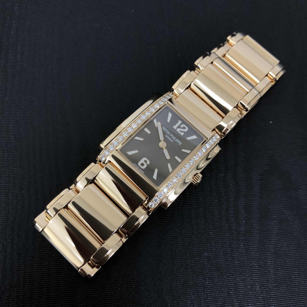 Patek Philippe Philippe TWENTY-4 นาฬิกาผู้หญิง Rose Gold Quartz 4910