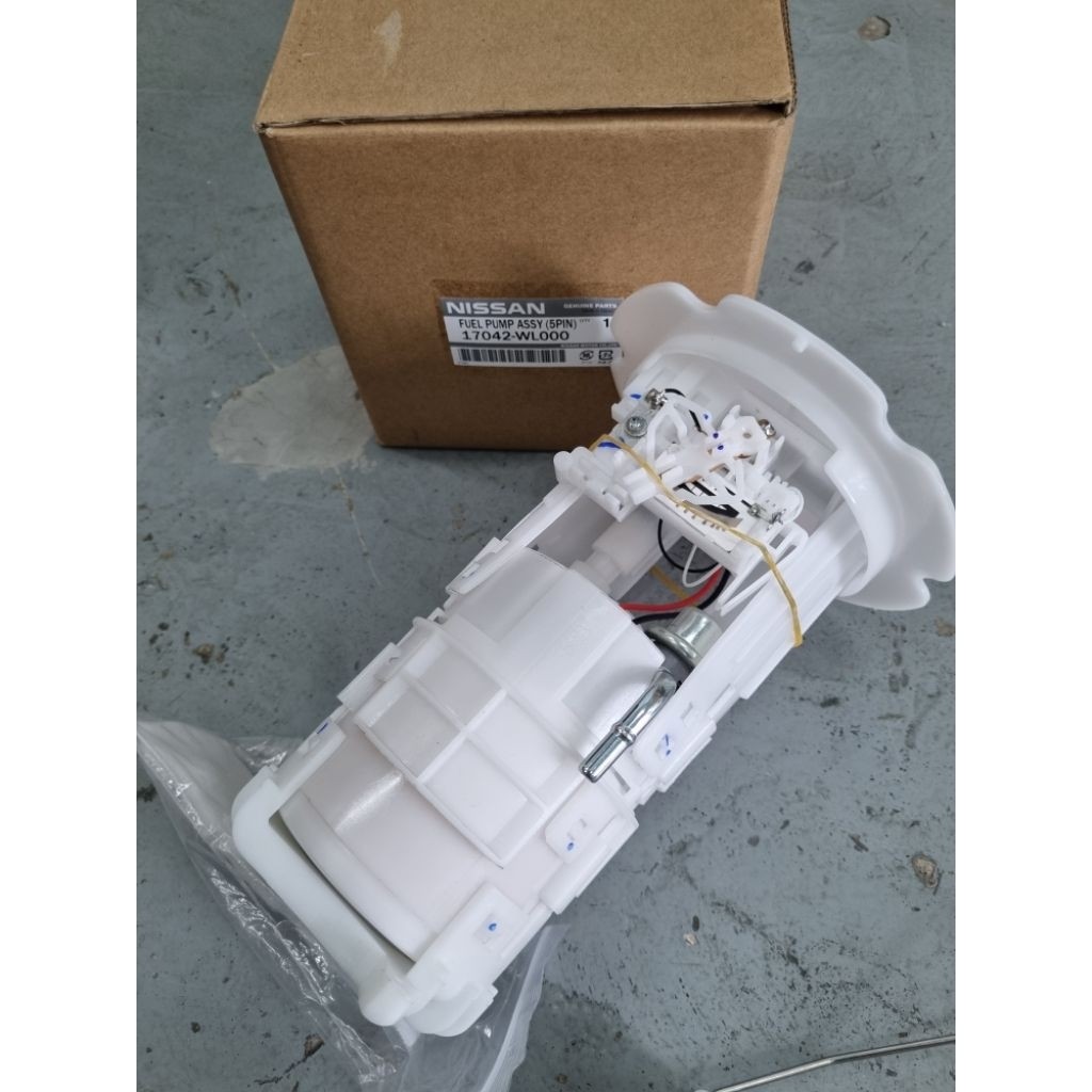 NISSAN ELGRAND E51 FUEL PUMP ASSY (5 PIN)