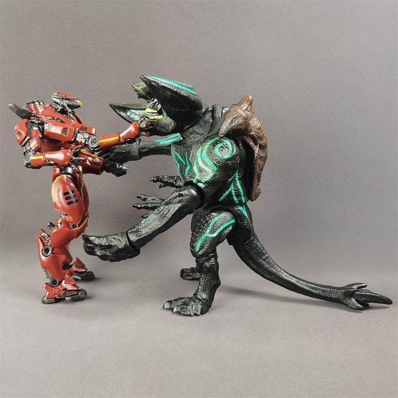【พร้อมส่ง】Neca Pacific Rim mecha battle โมเดลหมาป่า Alpha Eureka Tango เคลื่อนไหวได้ โมเดล แปซิฟิกริ