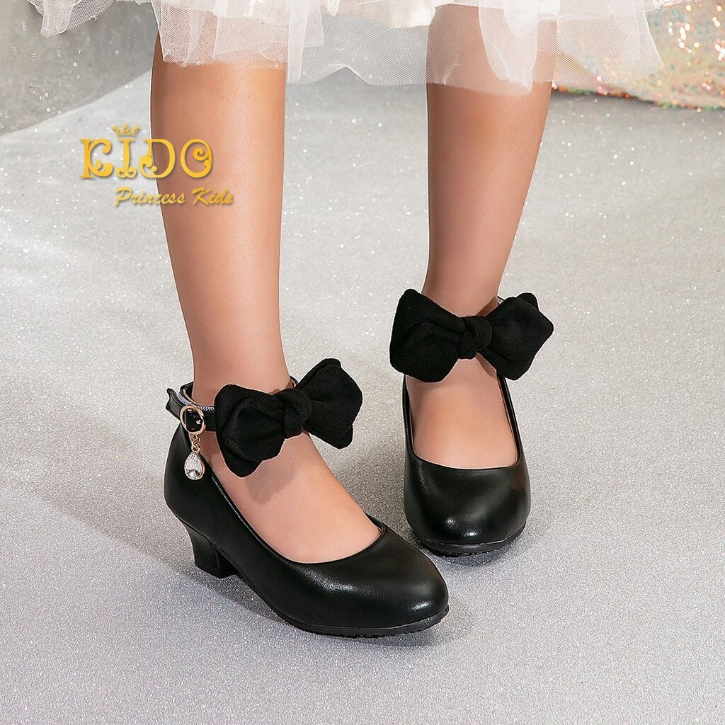 Kidoprincesskids รองเท้าคัทชูเด็ก (ร้านอยู่รัชดา)รองเท้าเด็ก H204 สีดำ ส้นสูง สายคาดโบว์หน้า สวย น่ารัก