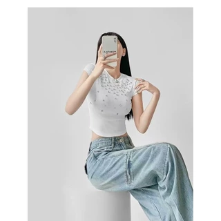 Lalita เสื้อยืดแขนสั้น เเบบสุดฮิต คอกลมประดับเพชร แขนสั้นรัดรูปเซกซี่ 2สี ผ้ายืดรูปทรงสวย