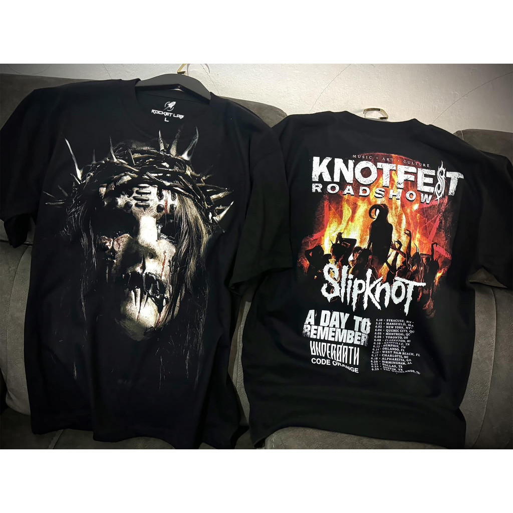 【เสื้อยืดยอดนิยม】  Slipknot Rocket Lab เสื้อสีดำ สไตล์วินเทจ ผ้าคอตตอนพรีเมี่ยม นุ่มและสบาย S-5XL