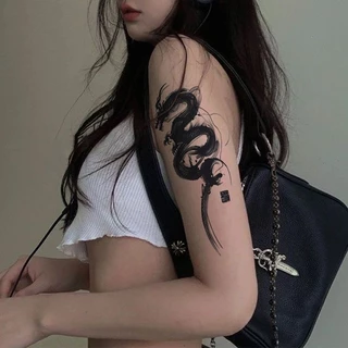 สติกเกอร์รอยสักปลอมชั่วคราวแบบลายมังกรดําเงา ติดทนนาน15วัน กันน้ํา