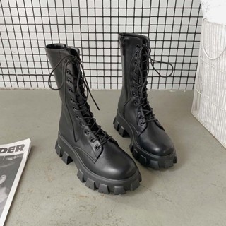 ขายร้อน รองเท้าแฟชั่นผู้หญิง กันลื่นรองเท้าบูทมาร์ติน รองเท้…