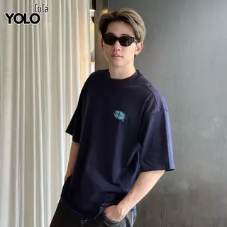 YOLO เสื้อเชิ้ต OVERZISE เสื้อยืดผู้ชาย เสื้อยืดสีพื้น แขนสั้น ใส่ สบาย ไม่ร้อน Y2563