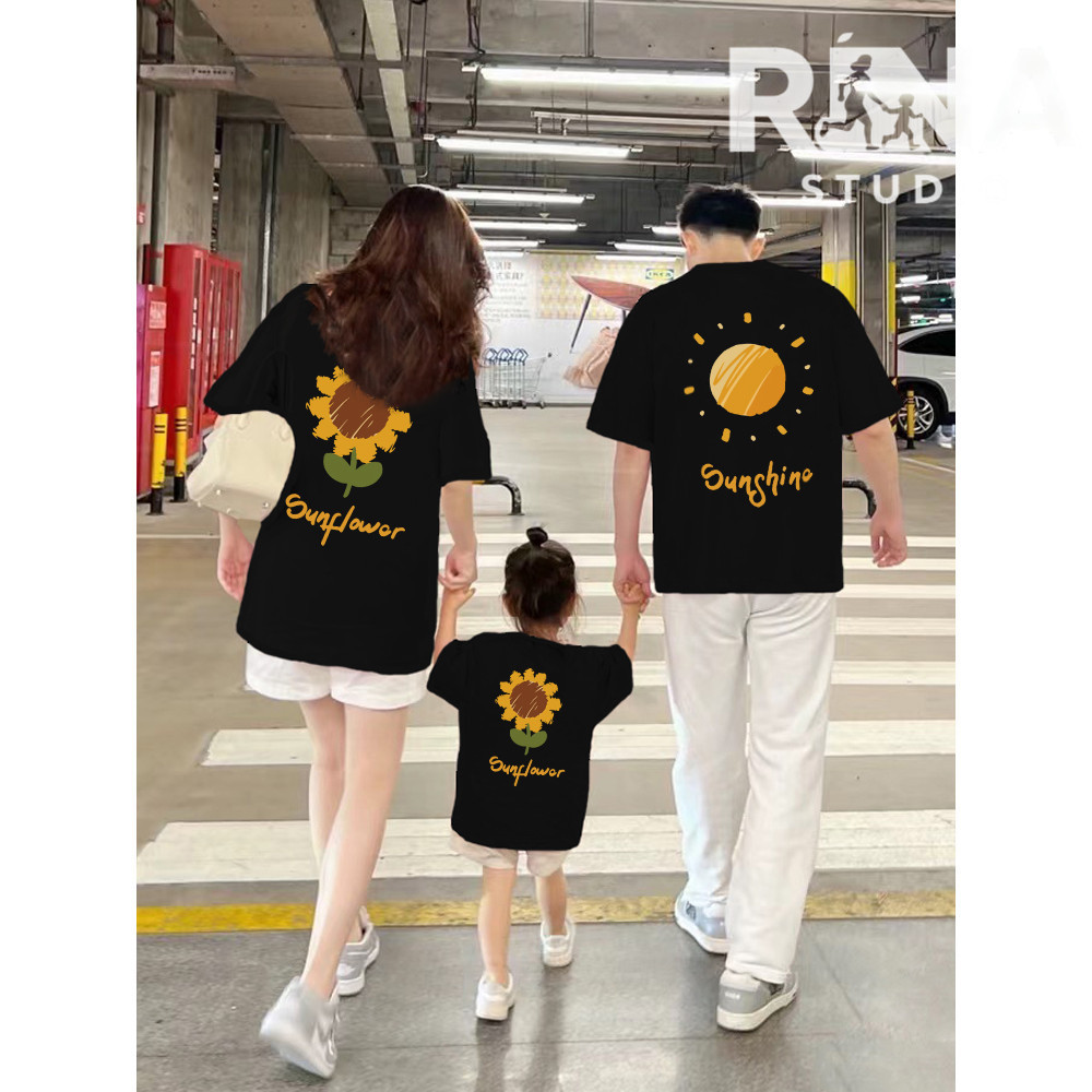 🔥วัสดุใหม่ COD🔥RINA STUDIO🔥 ชุดครอบครัว 2025 ใหม่ เสื้อคู่แม่ลูก เสื้อยืดแขนสั้น เสื้อเด็ก เนื้อผ้าสบาย เบาเย็น