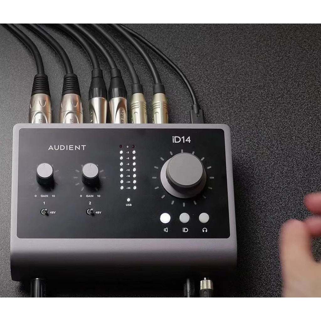Audient iD14mzi รุ่นที่สอง iD4 การ์ดเสียงภายนอก USB การจัดเครื่องดนตรีมืออาชีพบันทึกสด Dubbing