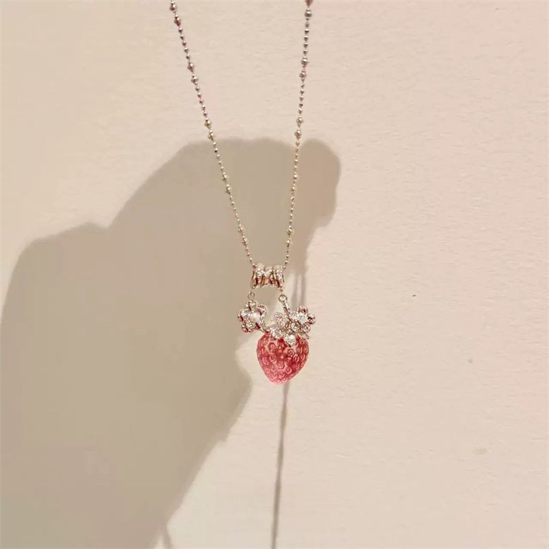 {Full Lapel Sweet} Girly Feeling Jelly Pink Strawberry Flower Necklace หญิงน่ารักสไตล์หวานประณีต Cla
