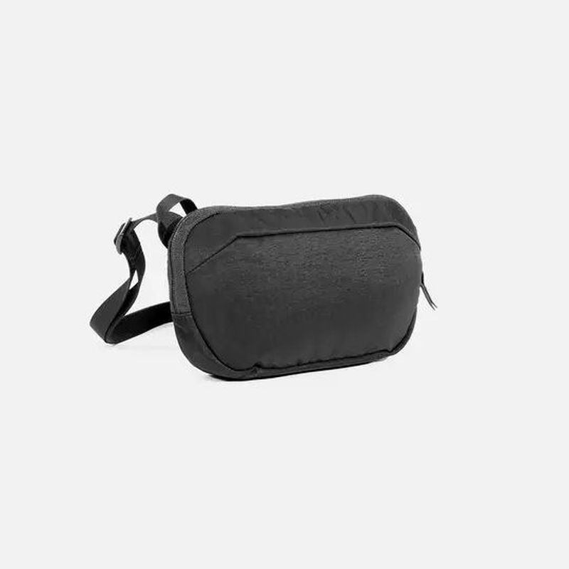 Aer Go Sling 2 กระเป๋าคาดหน้าอกกันน้ํา