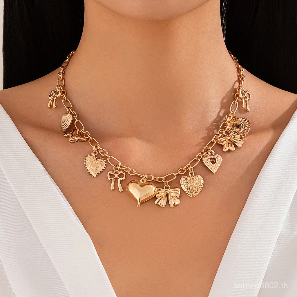 เครื่องประดับ 2026 ใหม่สไตล์ Multi-Pendant Clavicle Chain สร้อยคอรูปหัวใจโลหะแฟชั่นสุภาพสตรีสร้อยคอ 