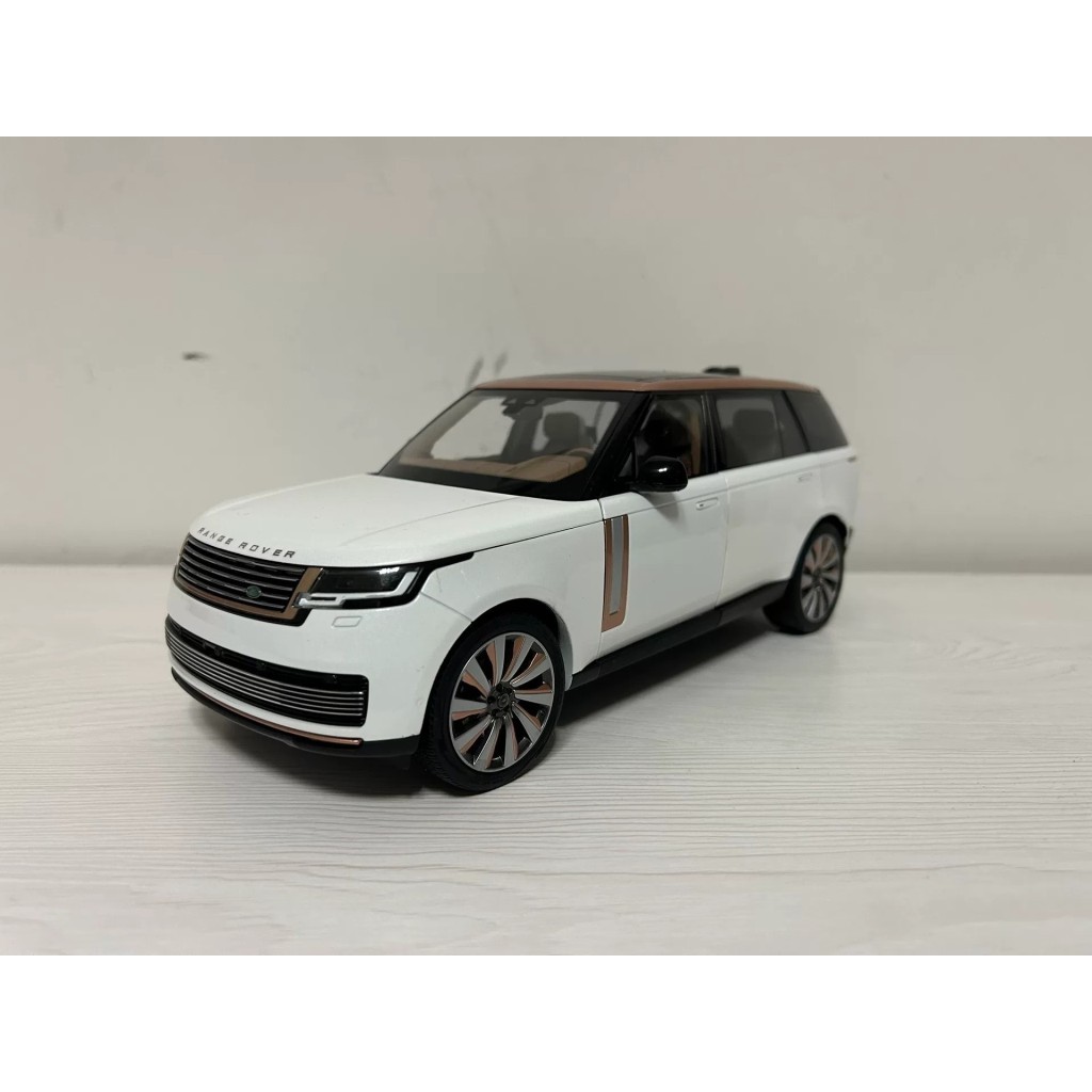[คลังสินค้าพร้อม] [ที่ยังไม่ได้เปิดใหม่เอี่ยม] LCD 1: 18 Land Rover Range Rover SV Honor Genesis รุ่