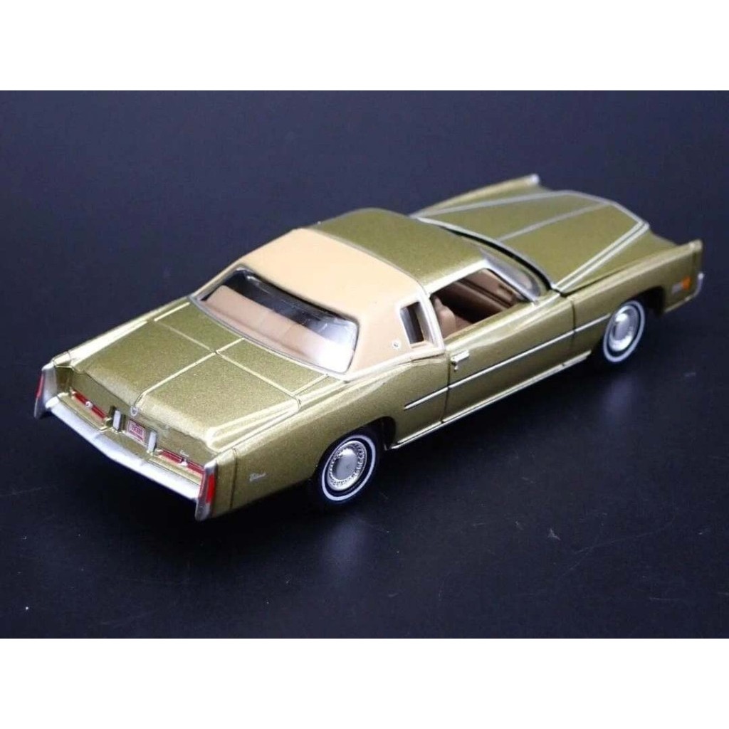 [สต๊อกพร้อม] [Sale] [ใหม่เอี่ยม] [ยังไม่ได้เปิด] 1/64AW Cadillac Eldorado 1975-Taradragon Gold